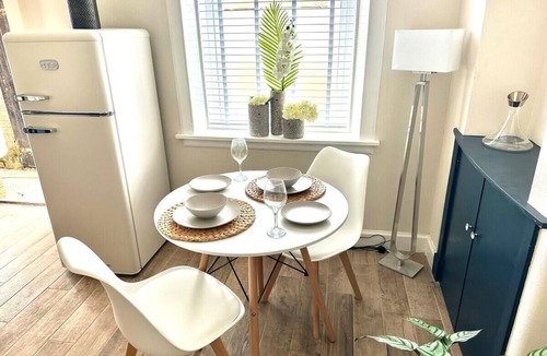 Prestwick Apartment | The Prestwick Retreat