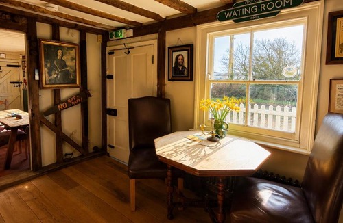 Stow Maries Bed & Breakfast | The Prince of Wales