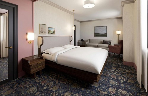 Stratford Hotel | The Queen’s Cue, Stratford, A Tribute Portfolio Hotel
