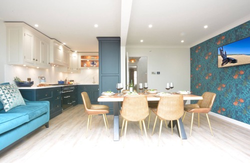 Aldeburgh Cottage | THE RED BRICK HOUSE, ALDEBURGH, family friendly in Aldeburgh