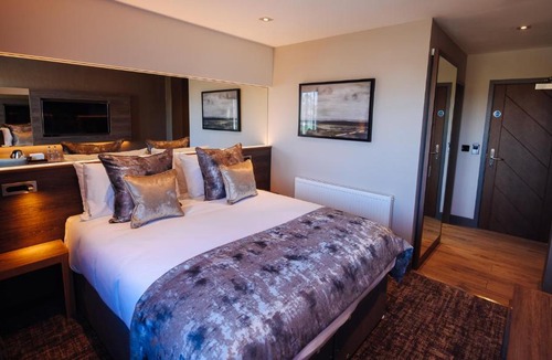 Giffnock Hotel | The Redhurst Hotel Glasgow