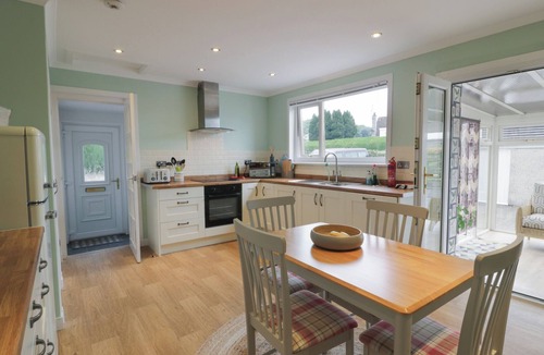 Newton Stewart House | THE ROWANS, pet friendly, with a garden in Newton Stewart
