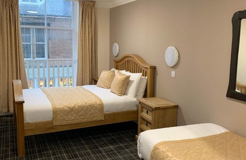 Dingwall Bed & Breakfast | The Royal Guesthouse
