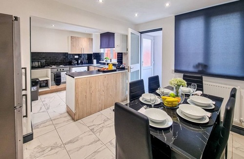 Wolverhampton House | The Safe Haven, The Perfect Home Away from Home Experience