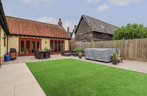 Diss Cottage | The Stables at Hall Barn