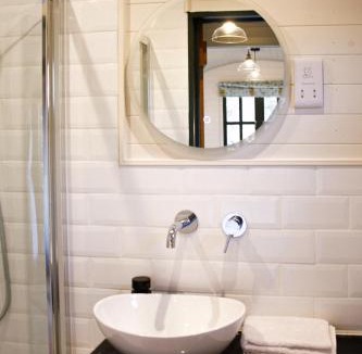 Abbess Roding House | The Stables complex Sleeps 6 with hot tub