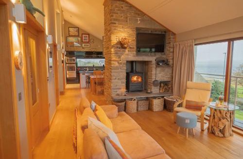 Hoy Island House | The Steading
