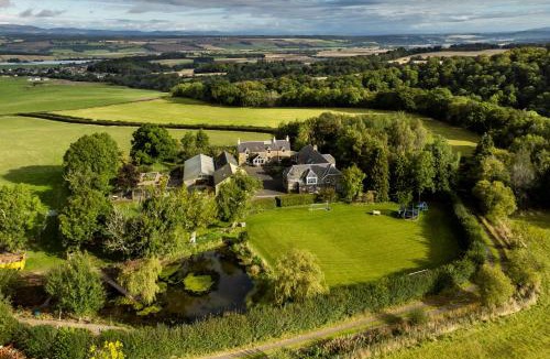 Perth House | The Studio at Pitmeadow Farm