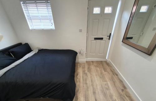 West Thurrock House | The Suite