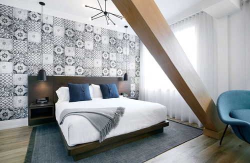 Kitchener Hotel | The Walper Hotel, part of JdV by Hyatt