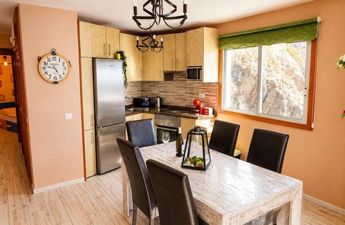 Tacoronte Apartment | The Waves, El Pris