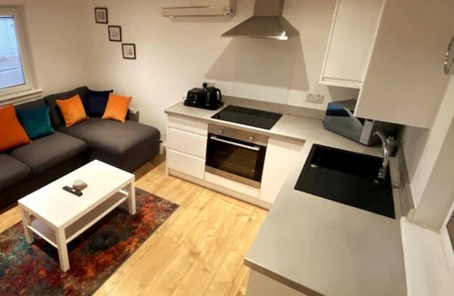 Gourock Cottage | The Wee Cottage by the Ferry