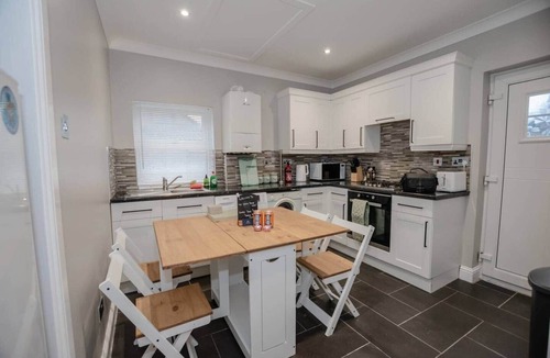 Bathgate Apartment | The White House East Wing near Edinburgh