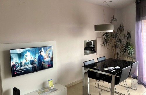 Pineda de Mar Apartment | The White Lilies is Located 300 Metres From Platja Dels Pescadors. Pet Friendly