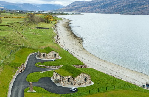 Ullapool Cottage | The Wreck -Luxury Lochside Retreat-Perfect for a Romantic break in the Highlands
