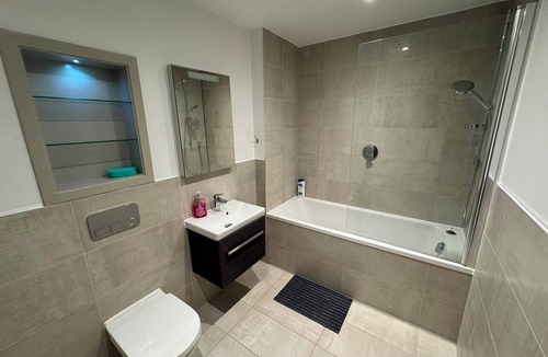 Tottenham Green Apartment | The Zenith Residence - 2 Bedroom