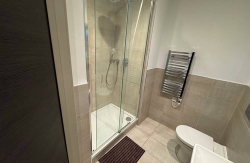 Tottenham Green Apartment | The Zenith Residence - 2 Bedroom