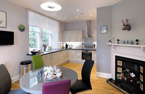 Forres Cottage | This property is suitable for everyone from young families to couples.