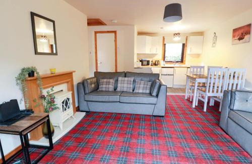 Loch Eck House | Thistle Lodge