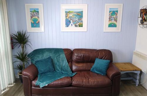 Saint Erth Praze House | Three bed Holiday Home