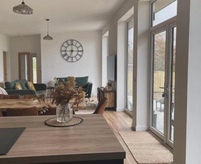 Wick Villa | Thrumster Lodges - 3 Luxurious Self Catering Lodges on the NC500, 2 with Hot Tubs