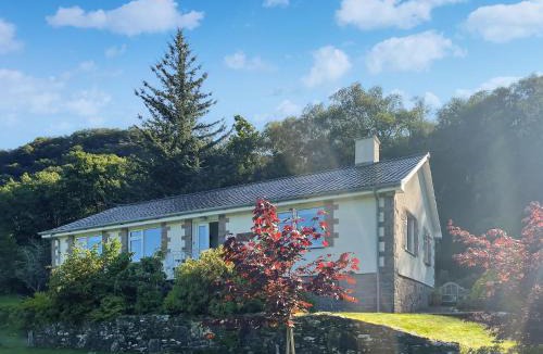 Colintraive House | Tigh-Na-Creige