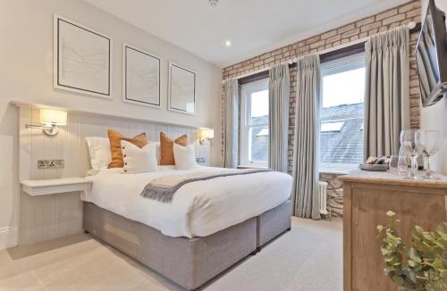 Cockermouth House | Tithe Barn - Self Check In Hotel