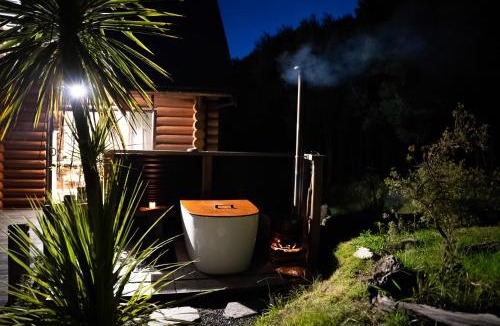 Mt Lyford Ski Chalet | Totara Lodge, Snow, Couple Retreat - ML97564