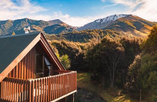Mt Lyford Ski Chalet | Totara Lodge, Snow, Couple Retreat - ML97564