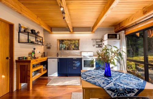Mt Lyford Ski Chalet | Totara Lodge, Snow, Couple Retreat - ML97564