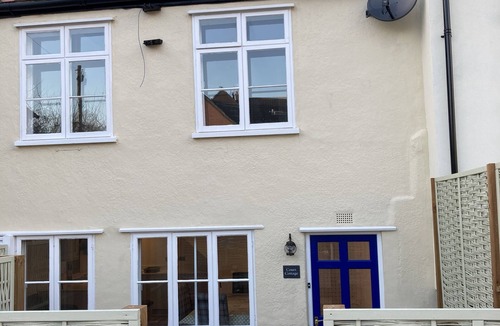 Bury St Edmunds Cottage | Town centre, parking, 3 bedrooms