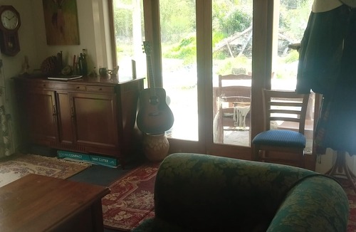 Blackball House | Town edge art studio and stay.