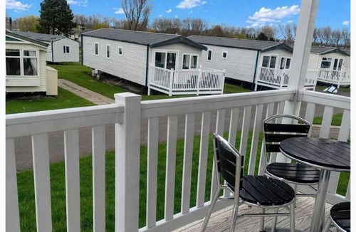 Ayr House | Tranquil Caravan Retreat in Ayrshire
