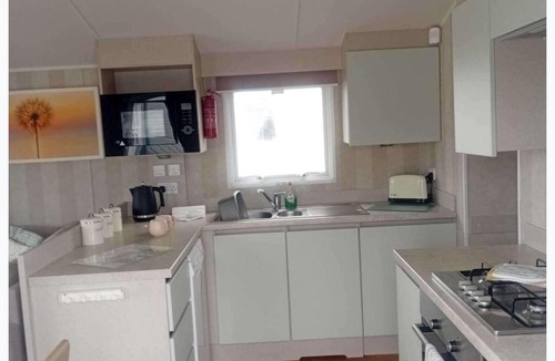 Ayr House | Tranquil Caravan Retreat in Ayrshire