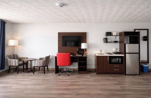 Cochrane Hotel | Travelodge by Wyndham Cochrane Ontario