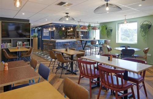 Great Baddow Hotel | Travelodge Chelmsford