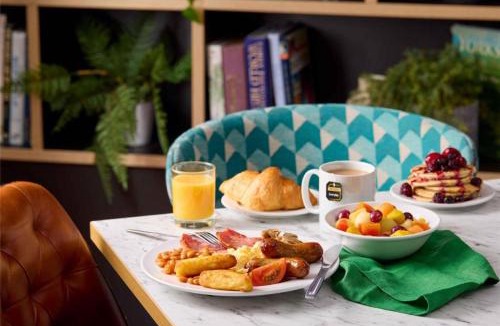 Great Baddow Hotel | Travelodge Chelmsford