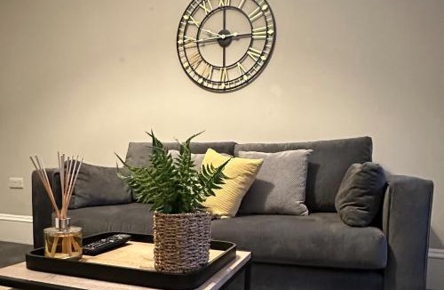 North West Apartment | Trendy West End Apartment, Glasgow