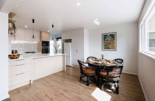Blenheim Apartment | Tresco Apartments: Two Bedroom Apartment with Garden View