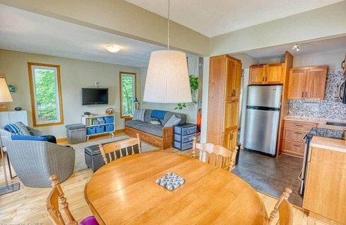 Jones Falls House | Trinity Cottage | Waterfront Escape on Whitefish Lake