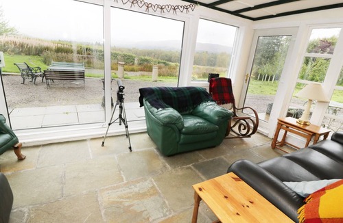 Buchanty Cottage | TULCHAN LODGE, pet friendly, with open fire in Crieff