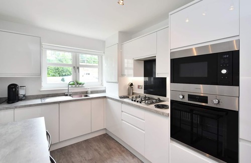 Turnberry Apartment | Turnberry Apartments 2D