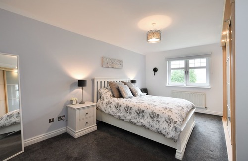 Turnberry Apartment | Turnberry Apartments 2D