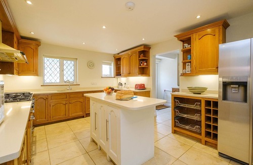 Thorpeness Apartment | Turret House - sleeps 10 guests in 5 bedrooms
