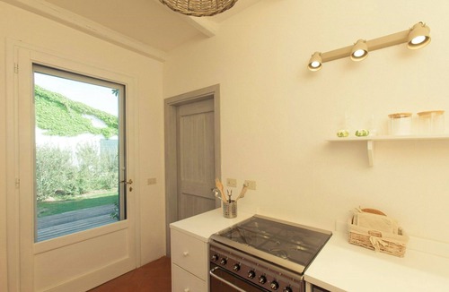 Capalbio House | Tuscan coastal villa with lake view
