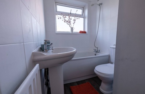 North End Apartment | Two bedroom apartment in Dartford-Lovely decor