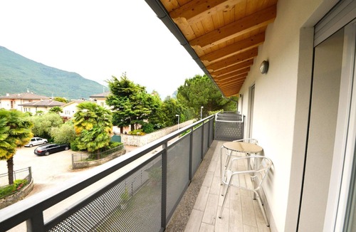Arco House | Two-Bedroom Apartment