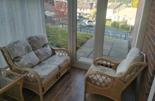 Knighton House | Twyngaer, a spacious 3 bedroom bungalow sleeps 5