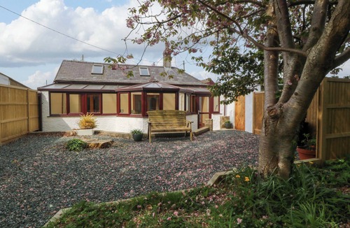 Llanddaniel Fab Cottage | Ty Taid