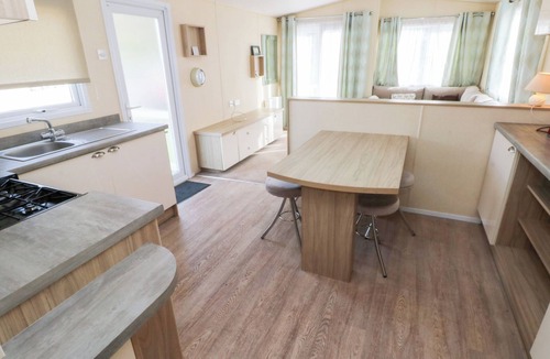 Ferryside Cottage | Under Cliff Caravan